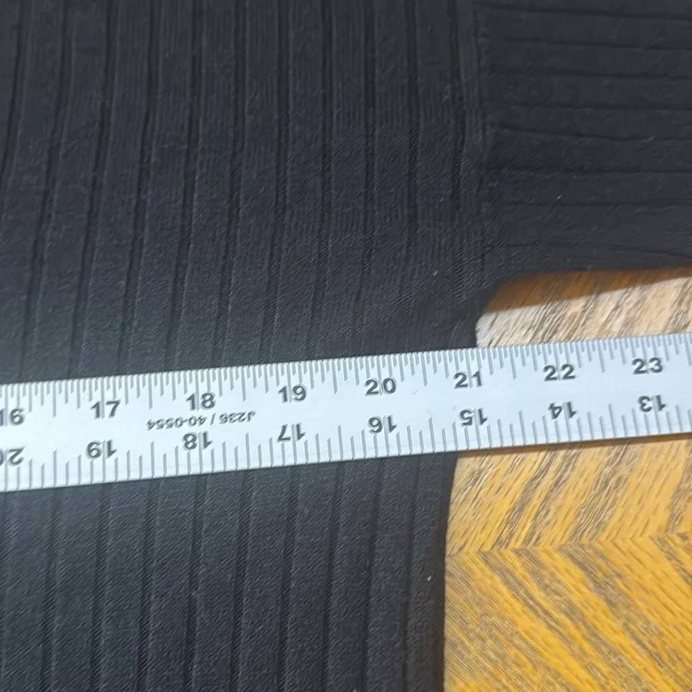Black Ribbed Women's Top - Picture 13 of 15